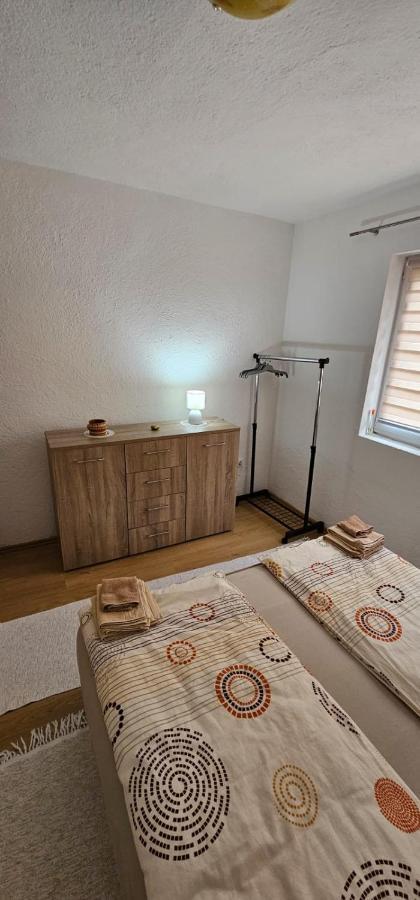 Apartman Naza Kulen Vakuf Kültér fotó