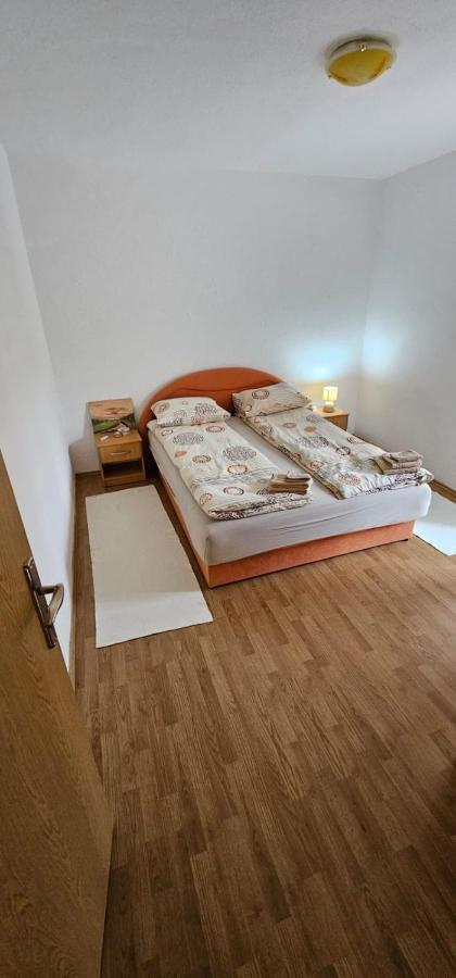 Apartman Naza Kulen Vakuf Kültér fotó