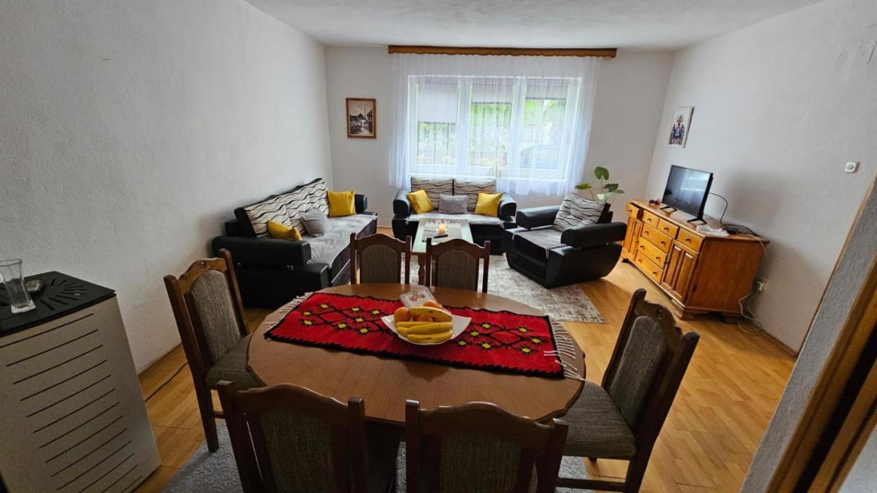 Apartman Naza Kulen Vakuf Kültér fotó